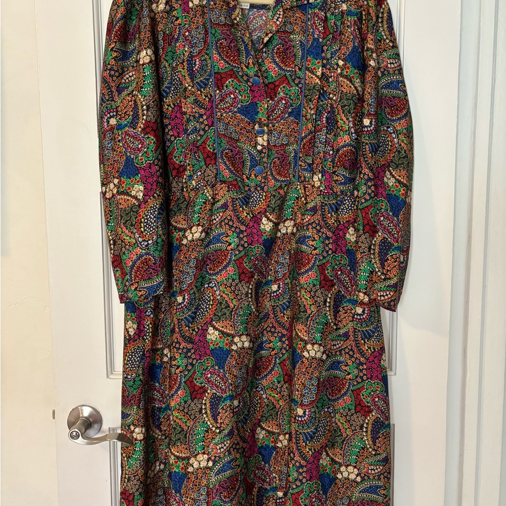 VINTAGE 1970s Multicolor Paisley Long Sleeve Dress Silky Satin VTG from France